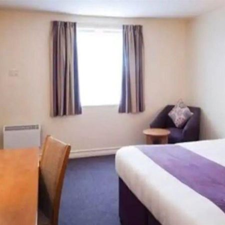 Premier Inn Burnley Exteriör bild