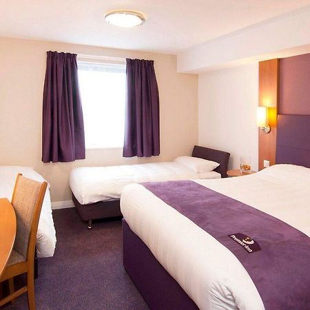 Premier Inn Burnley Exteriör bild